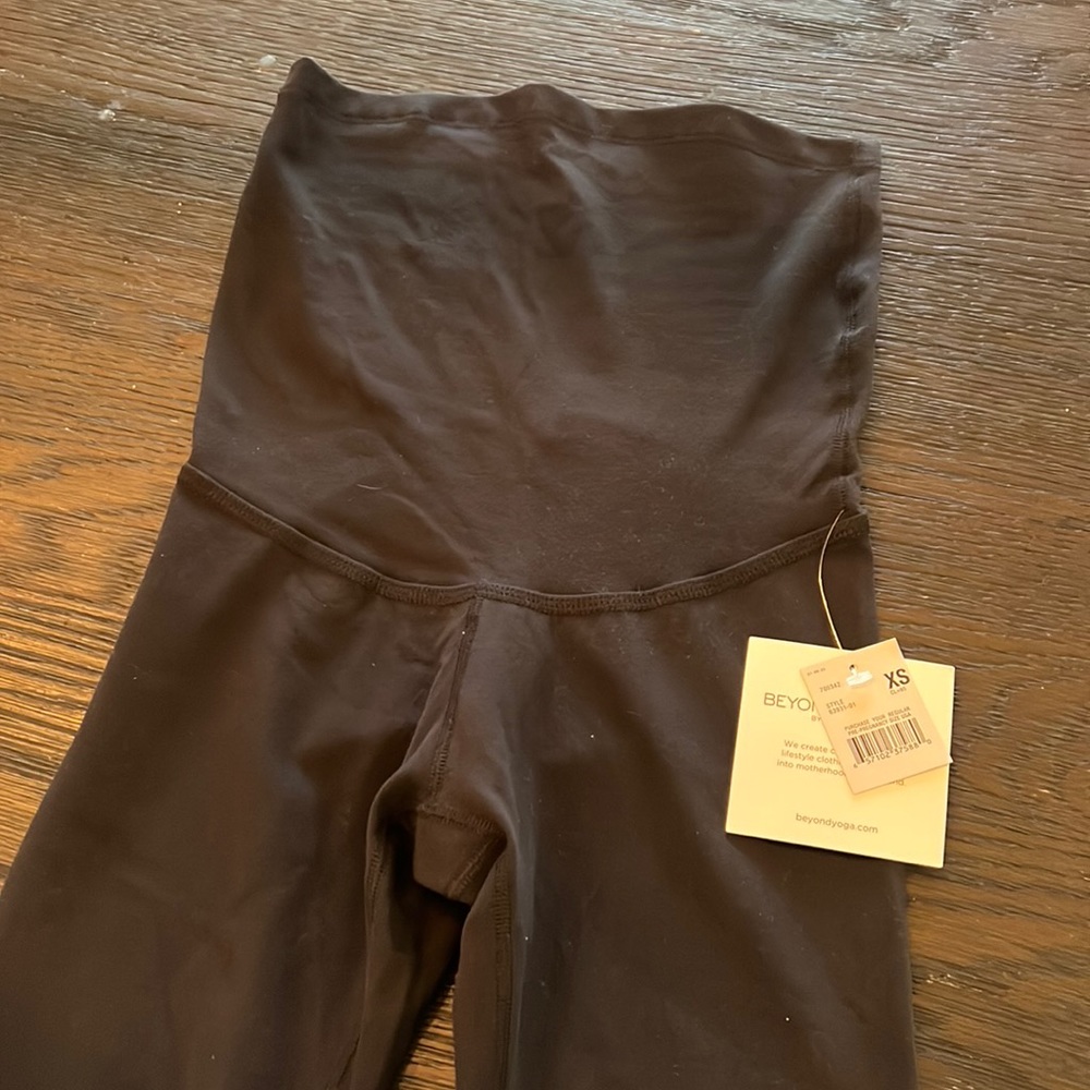 NWT Beyond Yoga Beyond The Bump Maternity Leggings
